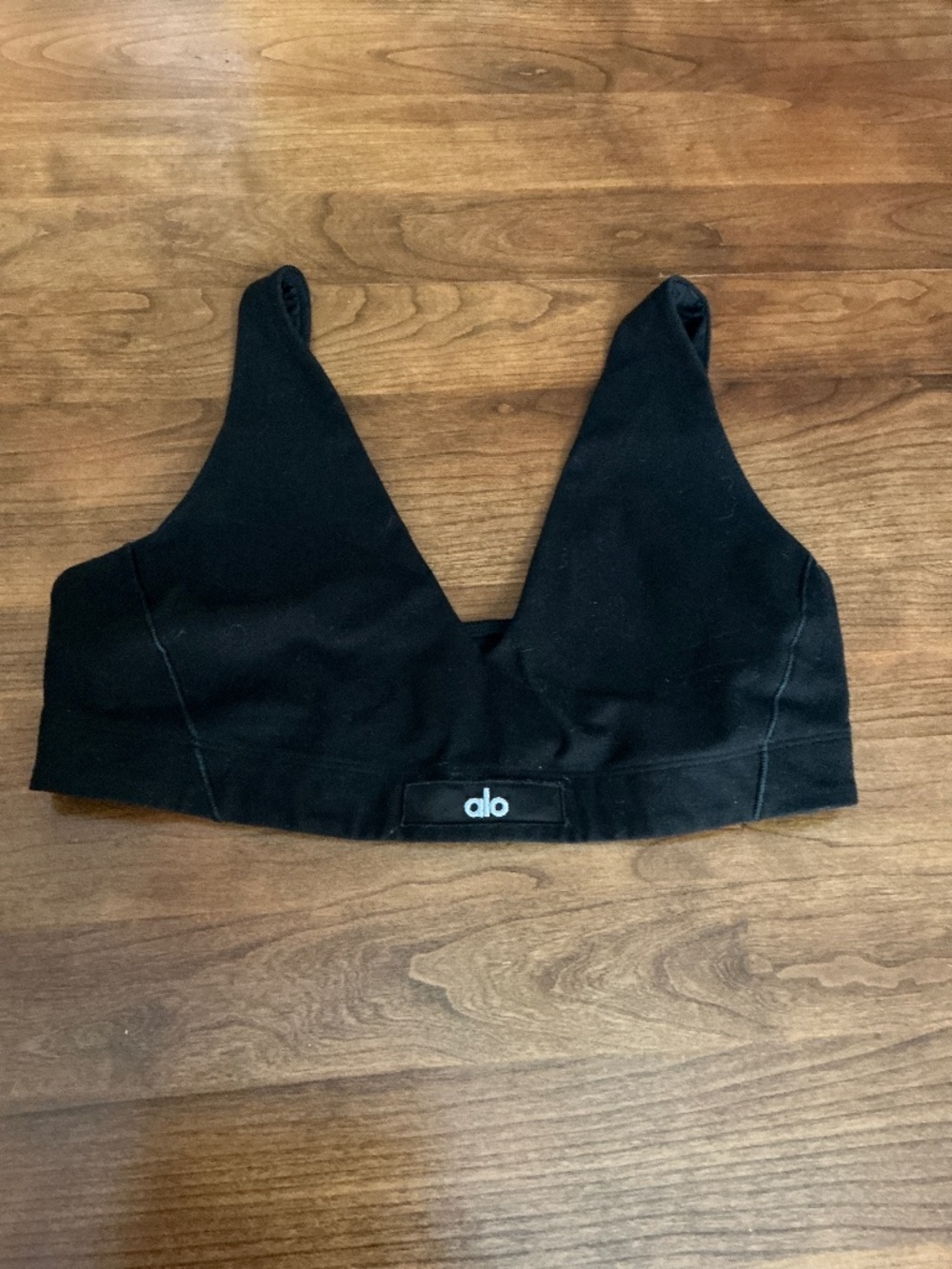 Alo bra top adjustable strap size medium lined